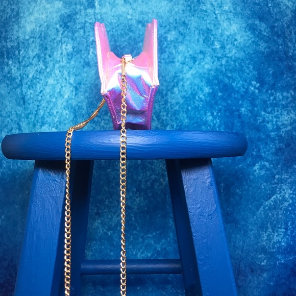 Iridescent Purple Crossbody Lip Bag - Picture 3 of 4